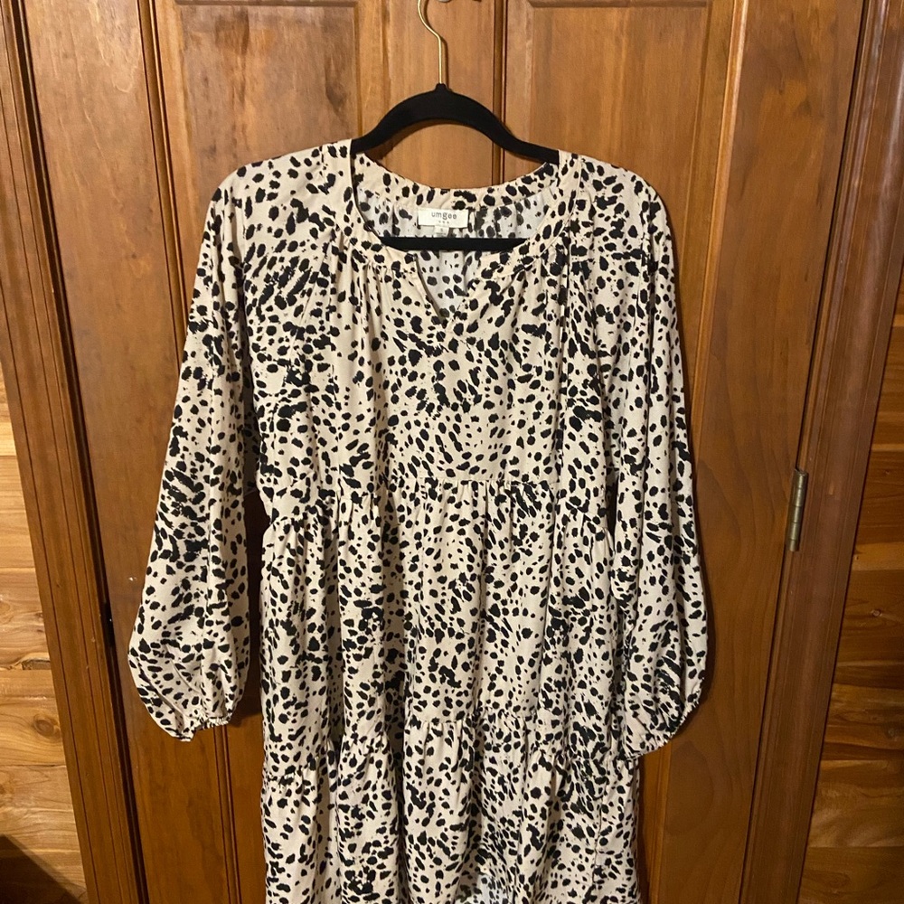 Umgee Black and Cream Spotted Blouse